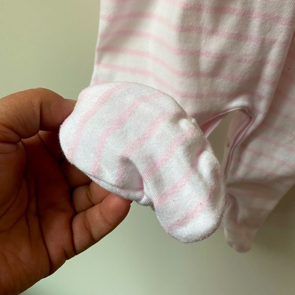 Petit Bateau Footed Onesie - Picture 5 of 5